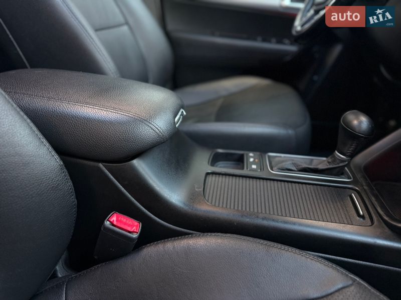 Внедорожник / Кроссовер Kia Sorento 2013 в Ивано-Франковске