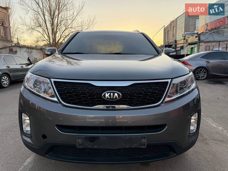 Внедорожник / Кроссовер Kia Sorento 2013 в Одессе фото 11 Внедорожник / Кроссовер Kia Sorento 2013 в Одессе