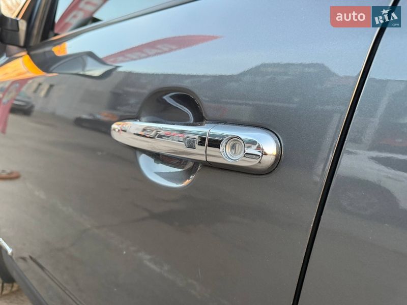 Внедорожник / Кроссовер Kia Sorento 2013 в Одессе фото 14 Внедорожник / Кроссовер Kia Sorento 2013 в Одессе