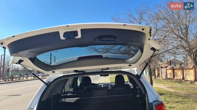 Позашляховик / Кросовер Kia Sorento 2012 в Одесі