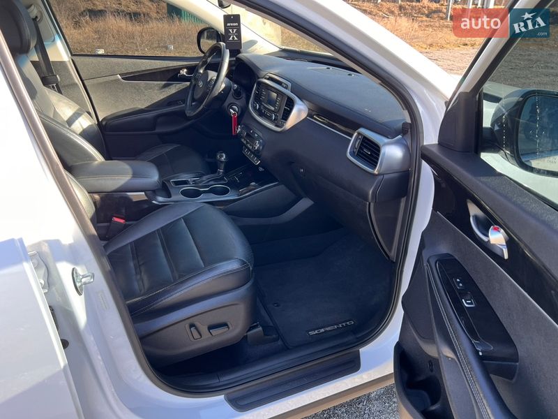 Позашляховик / Кросовер Kia Sorento 2015 в Ірпені