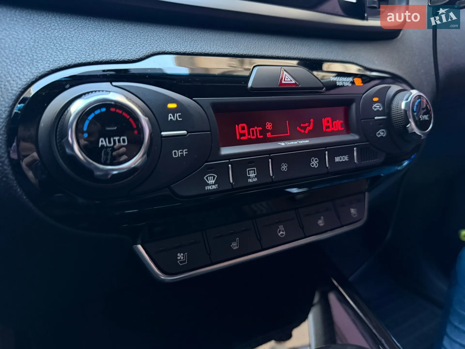 2016 Kia Sorento - мініатюра 26