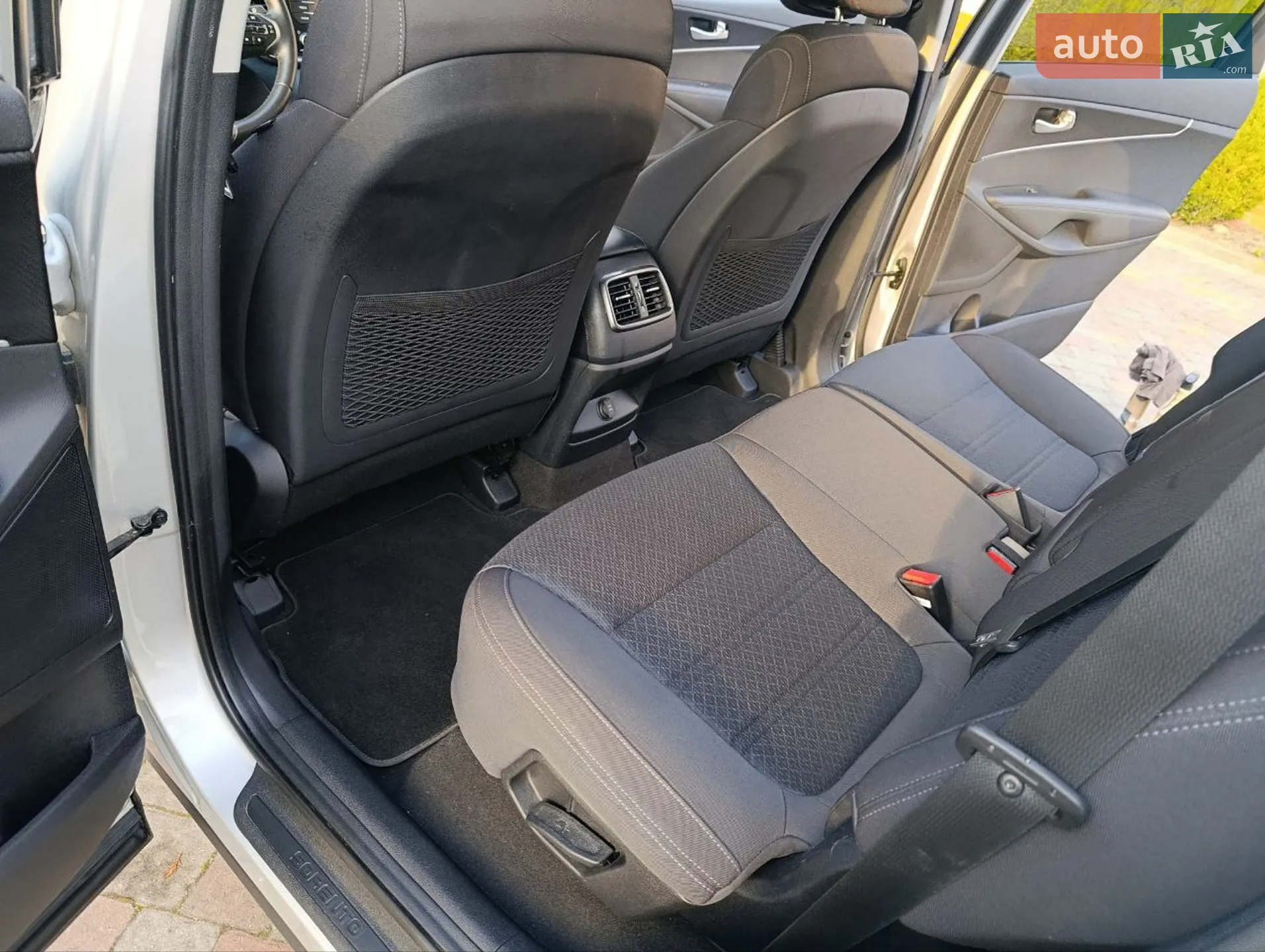 2015 Kia Sorento - мініатюра 17