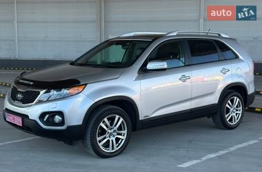 Позашляховик / Кросовер Kia Sorento 2010 в Рівному