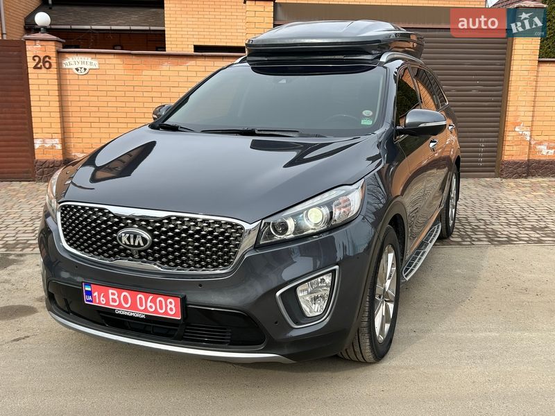 Внедорожник / Кроссовер Kia Sorento 2015 в Одессе