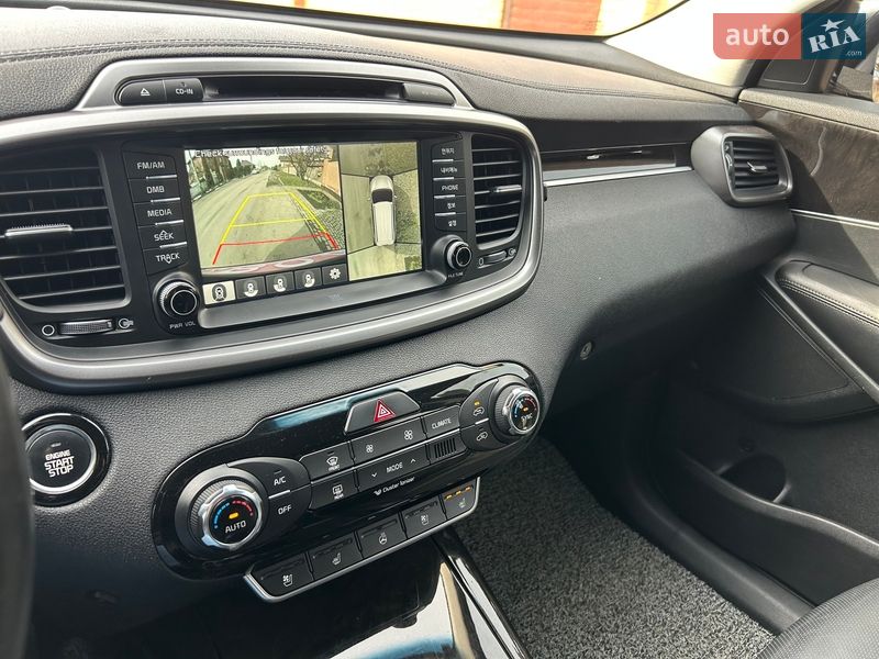Внедорожник / Кроссовер Kia Sorento 2015 в Одессе