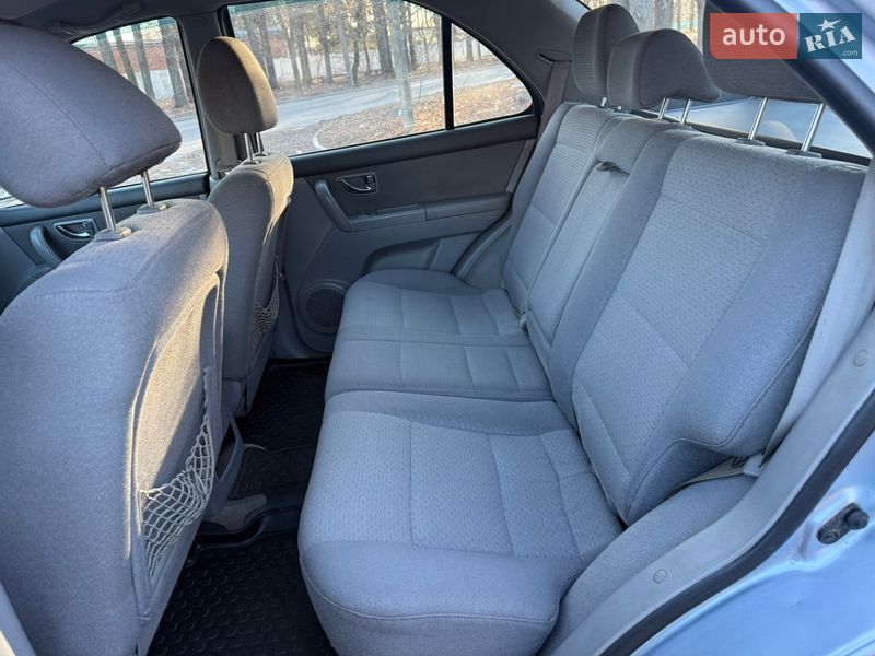 Внедорожник / Кроссовер Kia Sorento 2005 в Полтаве