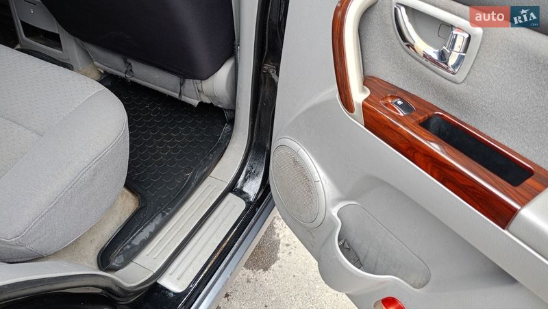 Внедорожник / Кроссовер Kia Sorento 2005 в Ивано-Франковске