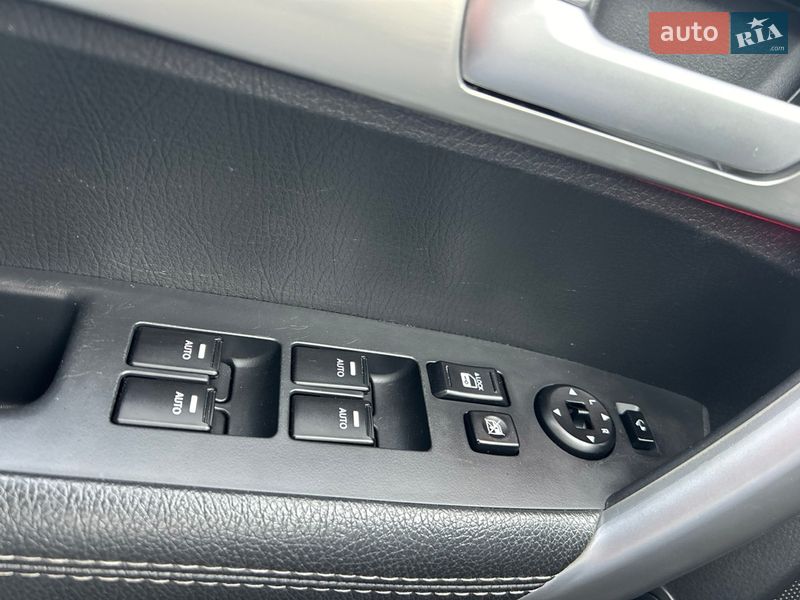 Внедорожник / Кроссовер Kia Sorento 2011 в Коломые