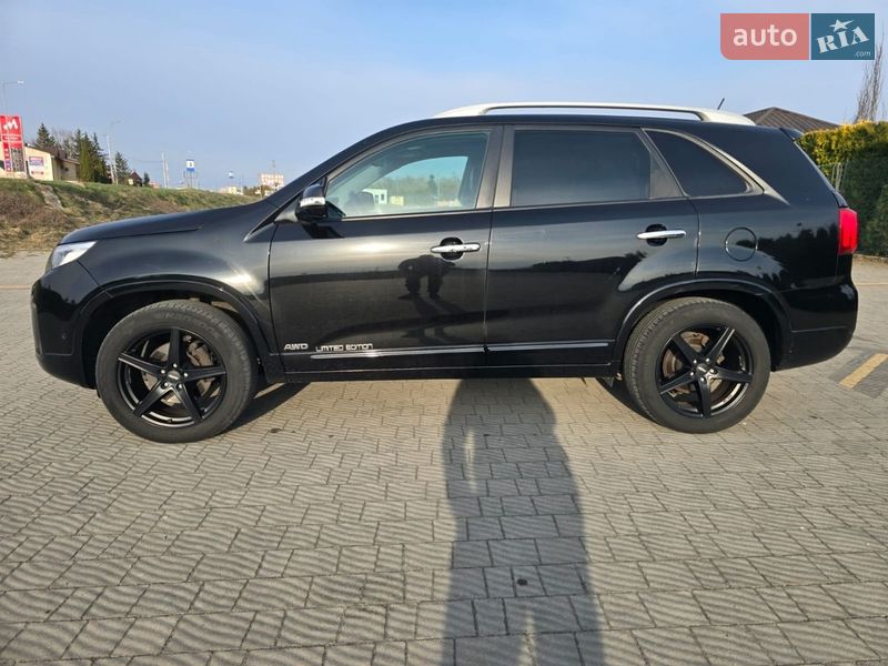Позашляховик / Кросовер Kia Sorento 2014 в Стрию