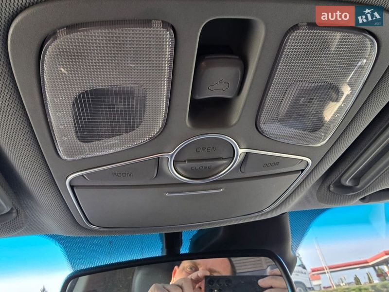 Позашляховик / Кросовер Kia Sorento 2014 в Стрию