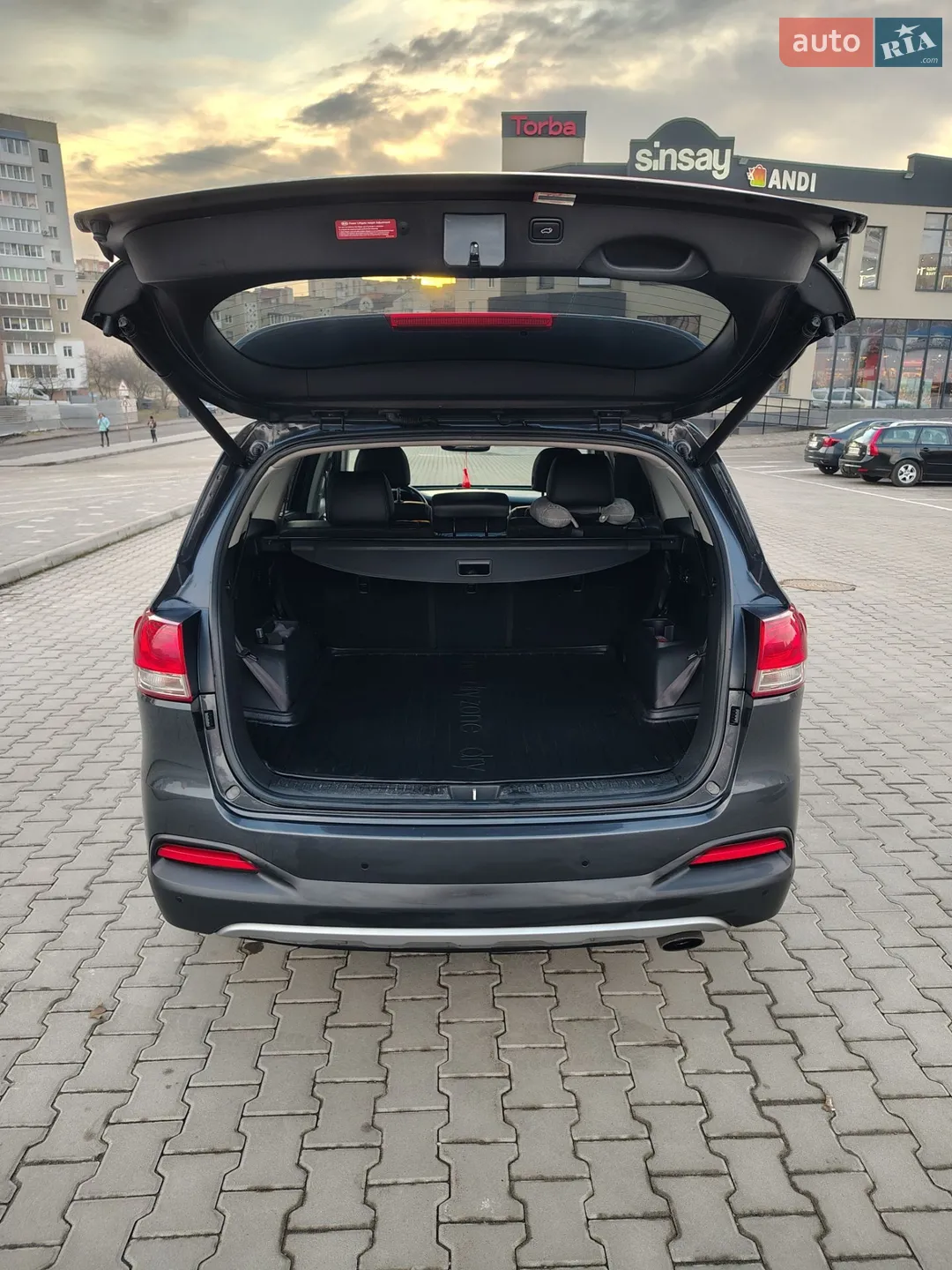 2017 Kia Sorento - мініатюра 10