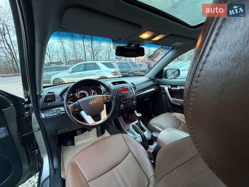 Внедорожник / Кроссовер Kia Sorento 2010 в Коломые фото 38 Внедорожник / Кроссовер Kia Sorento 2010 в Коломые