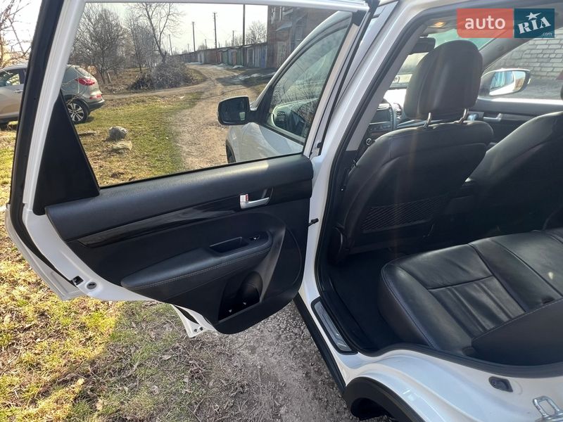 Позашляховик / Кросовер Kia Sorento 2012 в Козятині