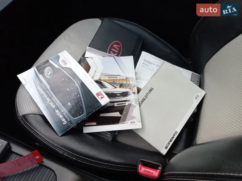 Позашляховик / Кросовер Kia Sorento 2014 в Макарові документ