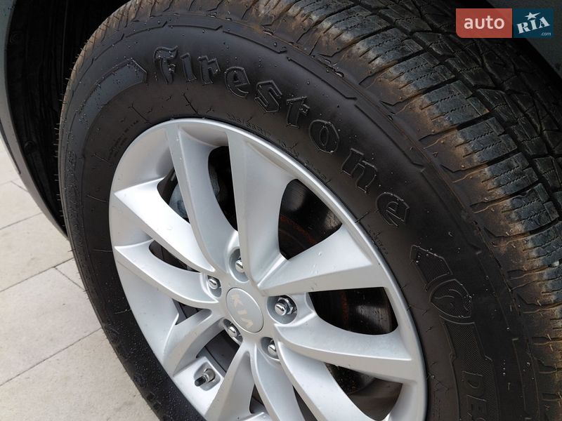 Внедорожник / Кроссовер Kia Sorento 2016 в Ивано-Франковске фото 16 Внедорожник / Кроссовер Kia Sorento 2016 в Ивано-Франковске