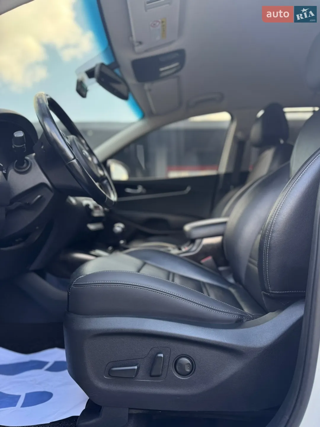 2015 Kia Sorento - мініатюра 28