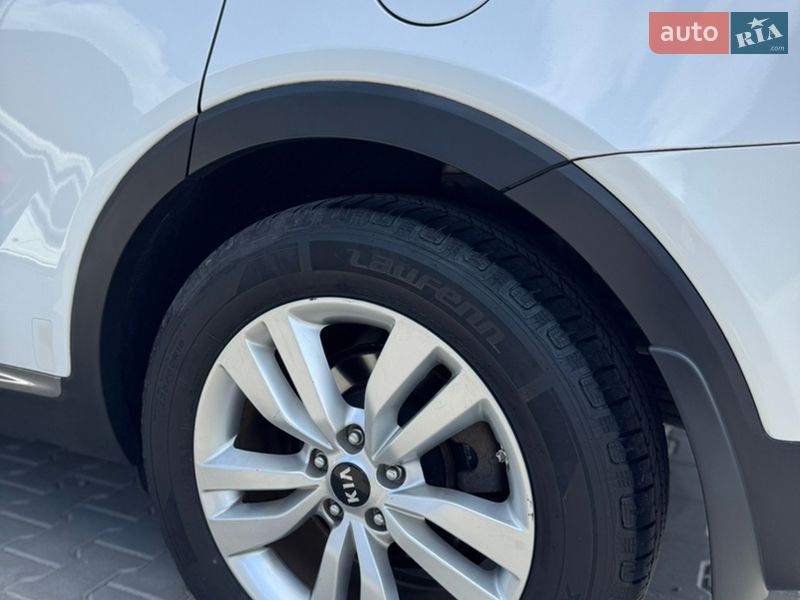 Внедорожник / Кроссовер Kia Sorento 2015 в Житомире фото 52 Внедорожник / Кроссовер Kia Sorento 2015 в Житомире