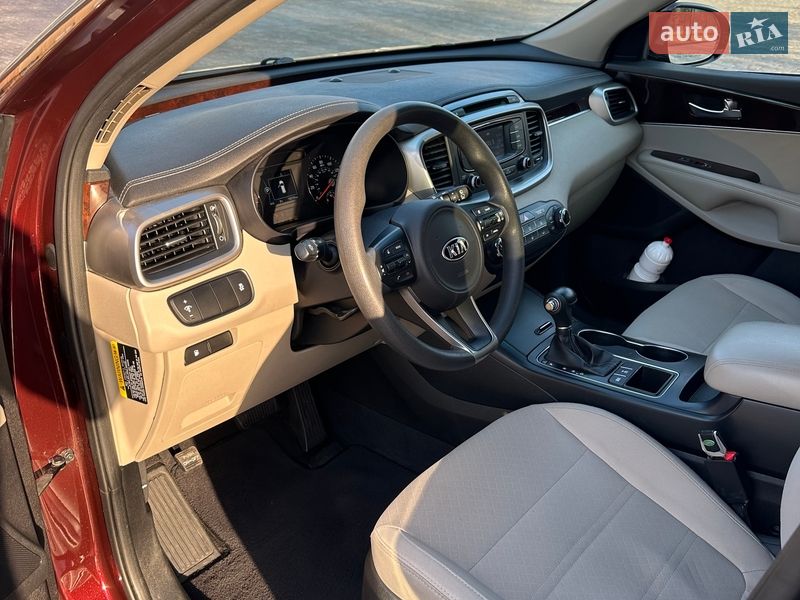 Позашляховик / Кросовер Kia Sorento 2017 в Києві