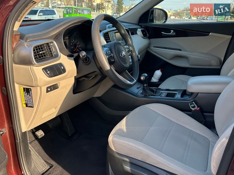 Позашляховик / Кросовер Kia Sorento 2017 в Києві