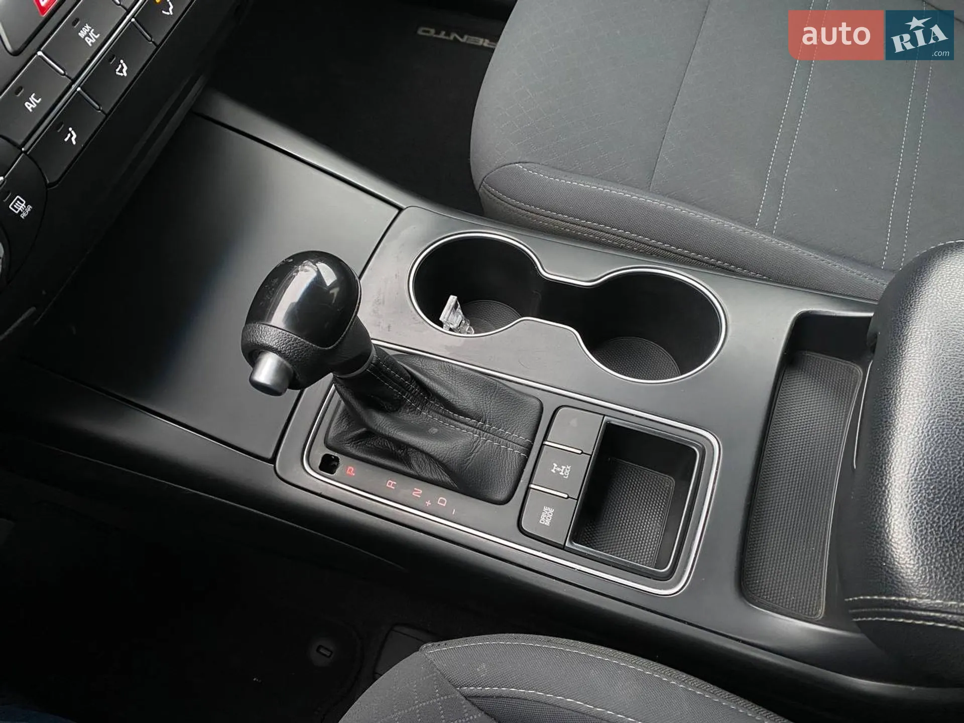 2017 Kia Sorento - мініатюра 17