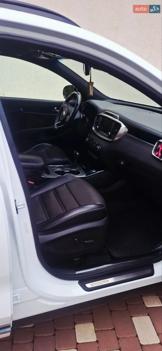 2017 Kia Sorento - мініатюра 9