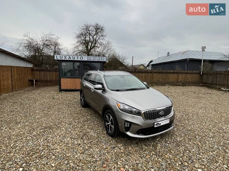 Позашляховик / Кросовер Kia Sorento 2016 в Коломиї