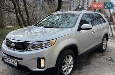 Внедорожник / Кроссовер Kia Sorento 2013 в Киеве