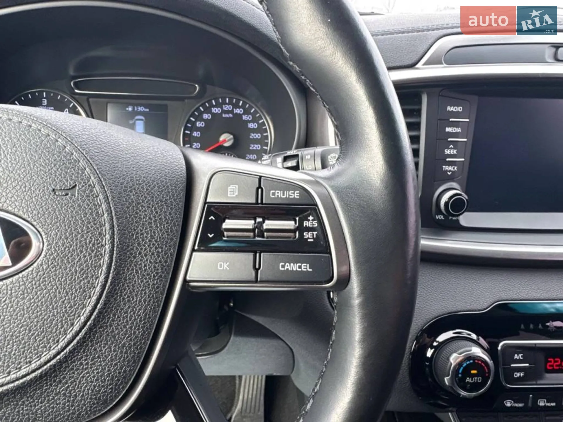2019 Kia Sorento - мініатюра 18