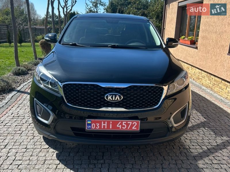Позашляховик / Кросовер Kia Sorento 2016 в Володимирі