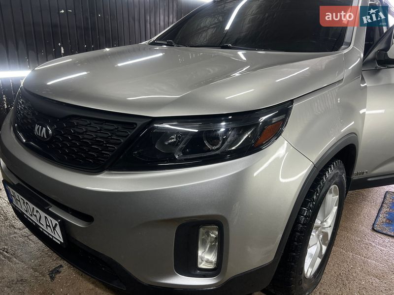 Позашляховик / Кросовер Kia Sorento 2013 в Одесі