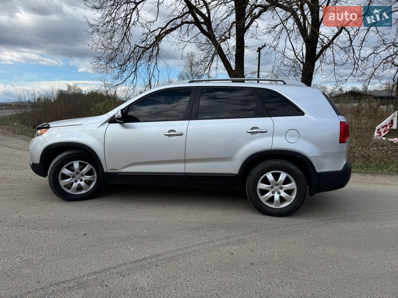 Внедорожник / Кроссовер Kia Sorento 2010 в Богородчанах