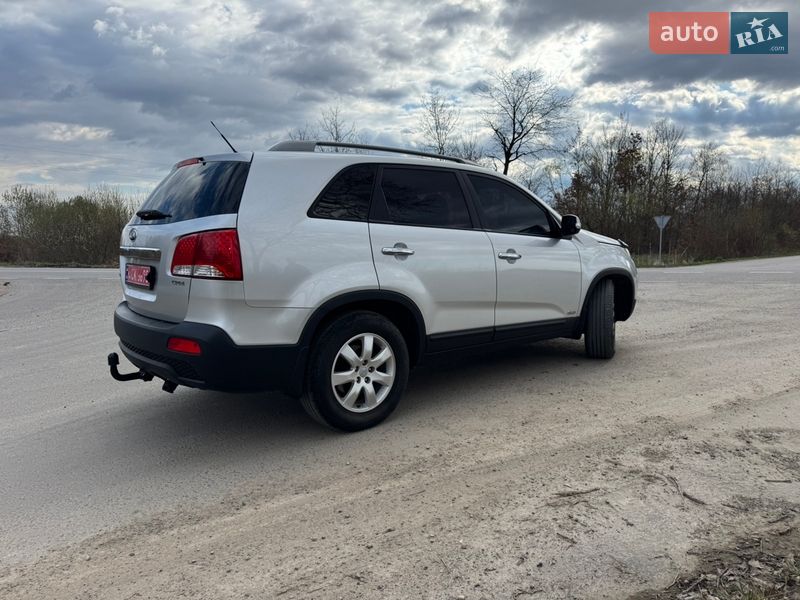 Внедорожник / Кроссовер Kia Sorento 2010 в Богородчанах