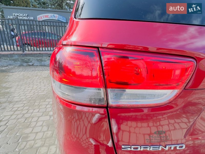 Внедорожник / Кроссовер Kia Sorento 2015 в Чорткове