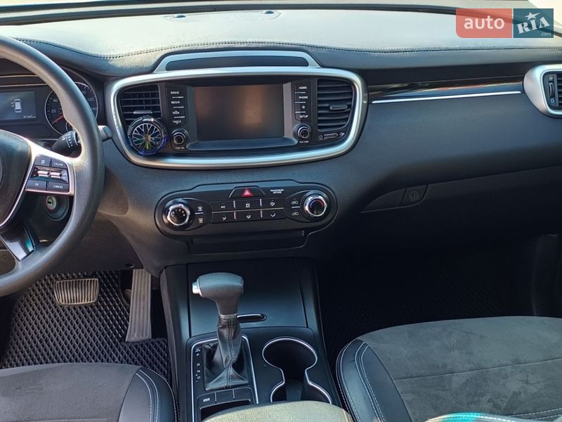Внедорожник / Кроссовер Kia Sorento 2019 в Харькове