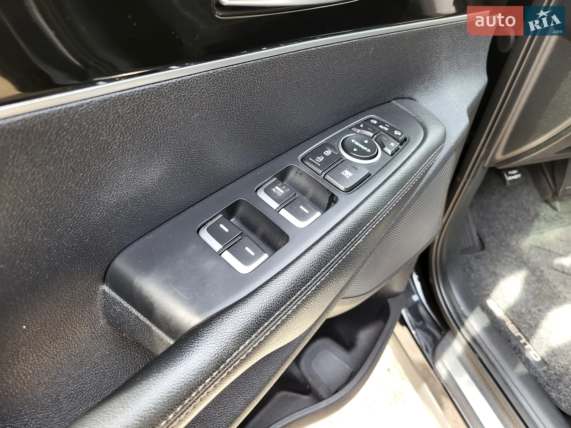 2015 Kia Sorento - мініатюра 15