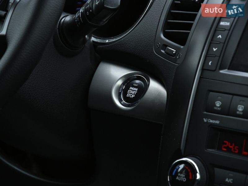 Позашляховик / Кросовер Kia Sorento 2011 в Бердичеві