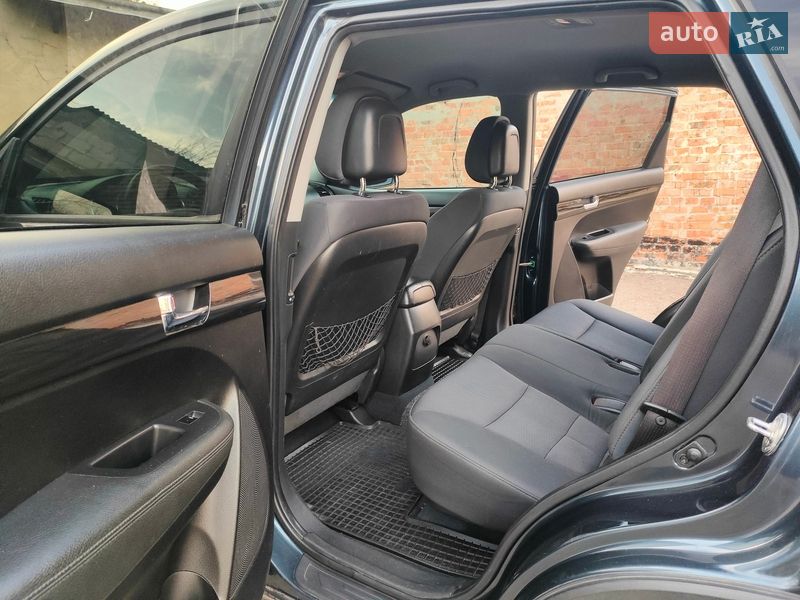 Позашляховик / Кросовер Kia Sorento 2010 в Сумах