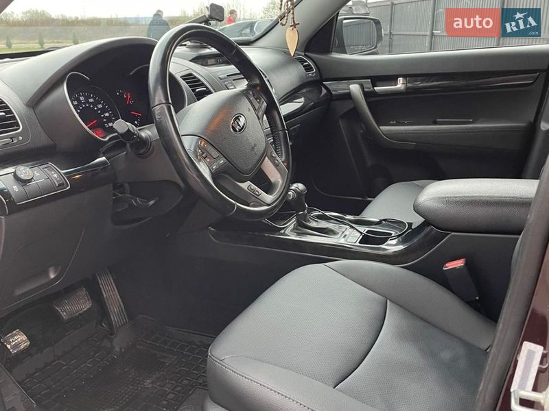 Позашляховик / Кросовер Kia Sorento 2013 в Калуші