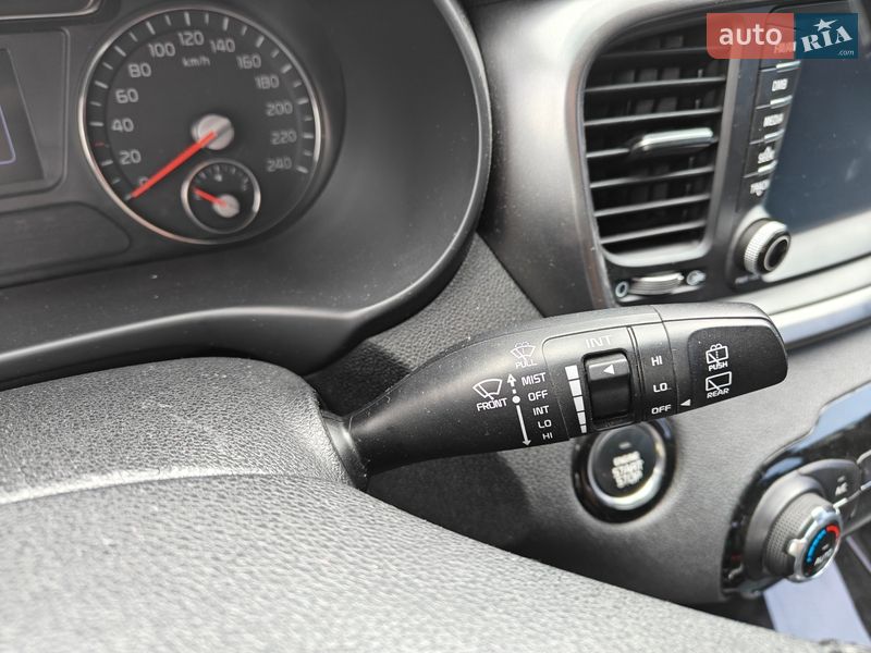 Внедорожник / Кроссовер Kia Sorento 2016 в Пятихатках фото 11 Внедорожник / Кроссовер Kia Sorento 2016 в Пятихатках