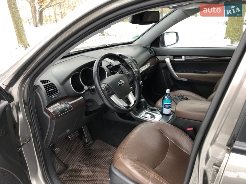 Внедорожник / Кроссовер Kia Sorento 2010 в Запорожье