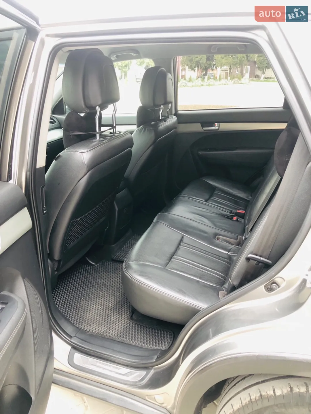2010 Kia Sorento - мініатюра 26