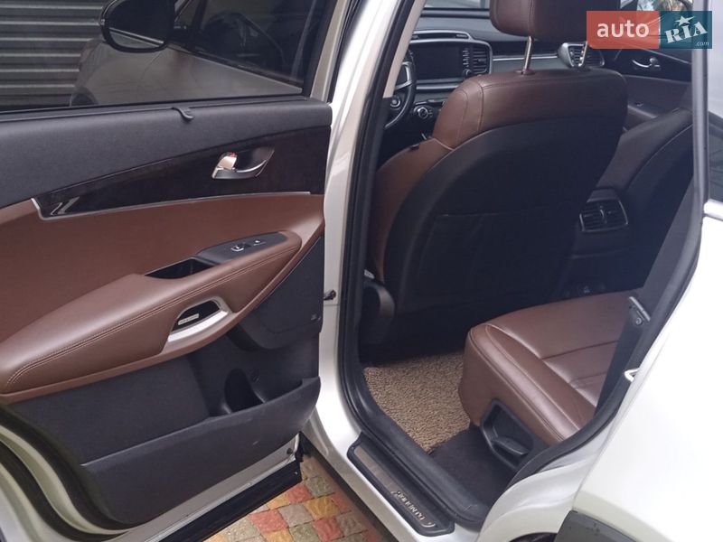 Внедорожник / Кроссовер Kia Sorento 2015 в Моршине фото 8 Внедорожник / Кроссовер Kia Sorento 2015 в Моршине