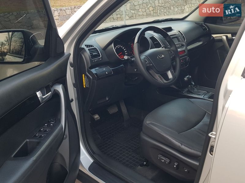 Позашляховик / Кросовер Kia Sorento 2013 в Кременчуці фото 7 Позашляховик / Кросовер Kia Sorento 2013 в Кременчуці