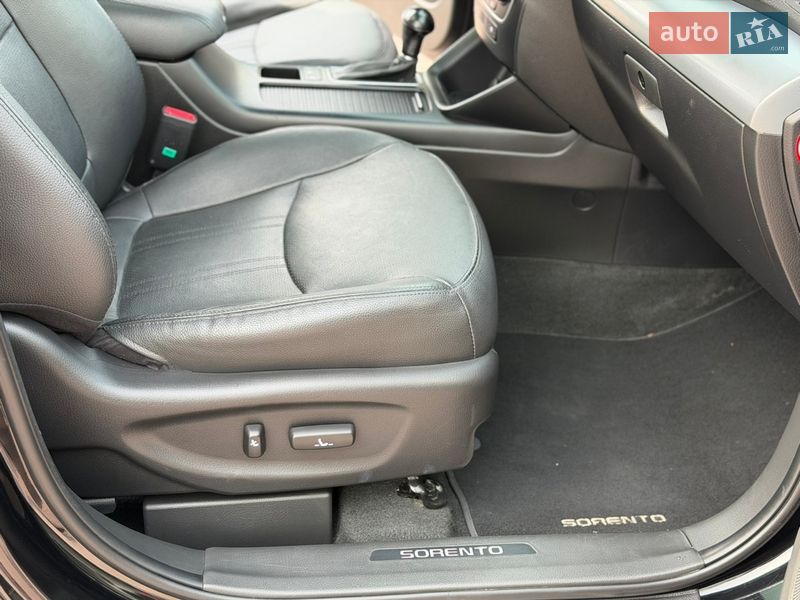 Внедорожник / Кроссовер Kia Sorento 2013 в Ровно фото 28 Внедорожник / Кроссовер Kia Sorento 2013 в Ровно