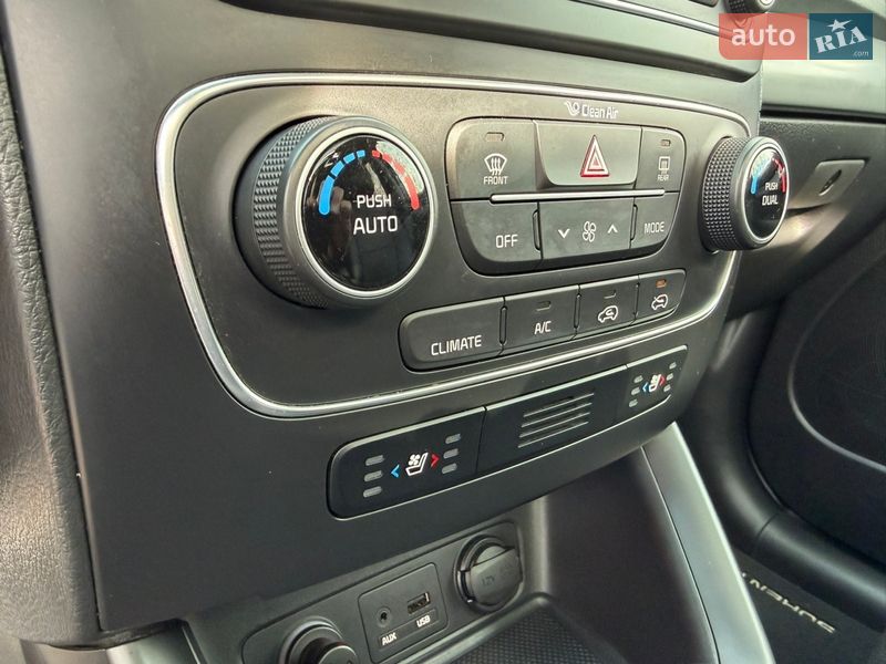 Внедорожник / Кроссовер Kia Sorento 2013 в Ровно фото 70 Внедорожник / Кроссовер Kia Sorento 2013 в Ровно