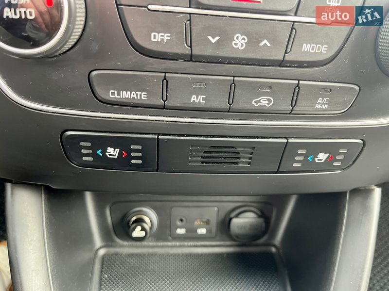 Позашляховик / Кросовер Kia Sorento 2013 в Тернополі