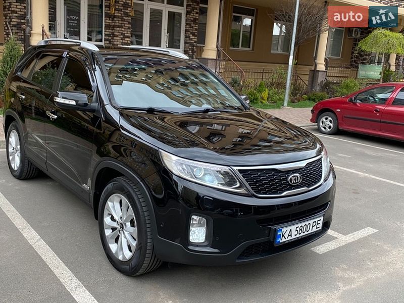 Внедорожник / Кроссовер Kia Sorento 2012 в Киеве