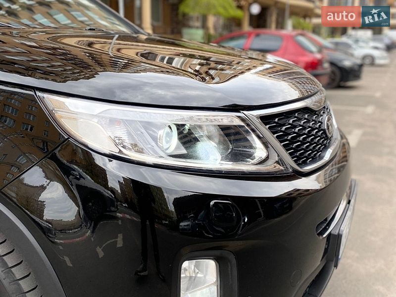 Внедорожник / Кроссовер Kia Sorento 2012 в Киеве