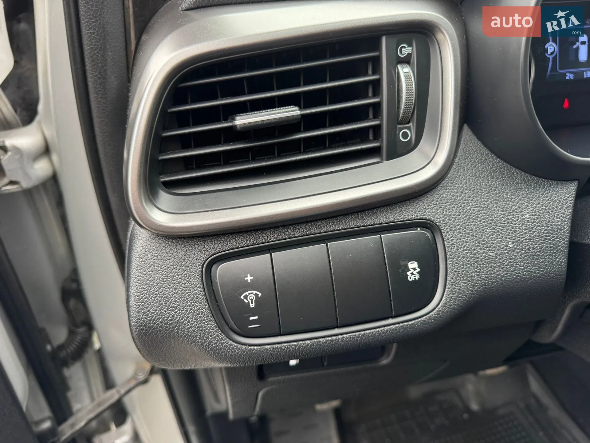 2015 Kia Sorento - мініатюра 35